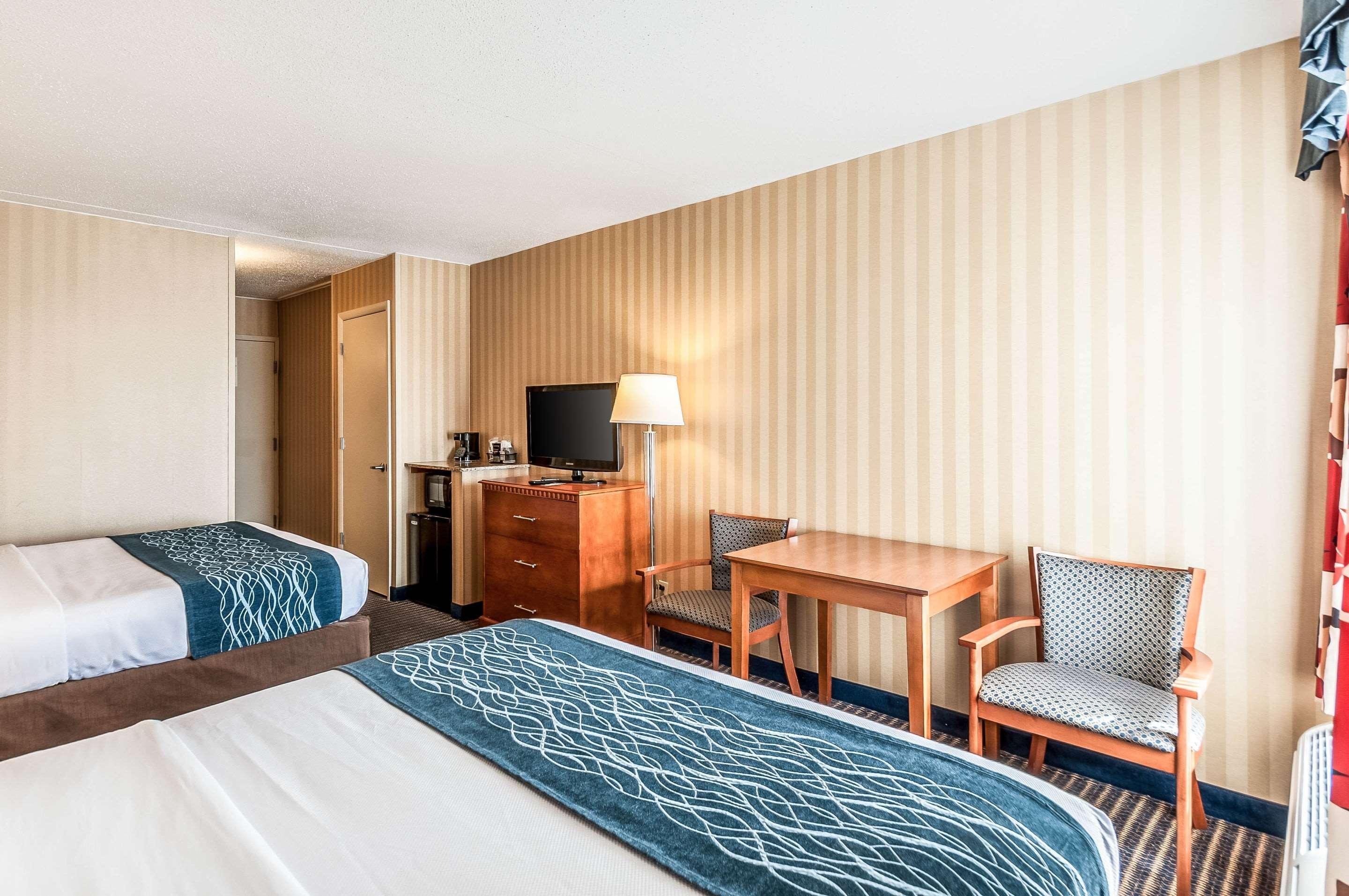 Comfort Inn & Suites Alexandria West מראה חיצוני תמונה